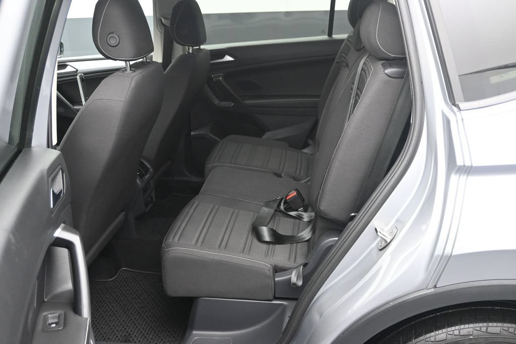Used 2024 Volkswagen Tiguan S FWD image 9