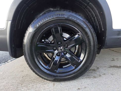 Certified 2023 Honda Ridgeline Black Edition image 9