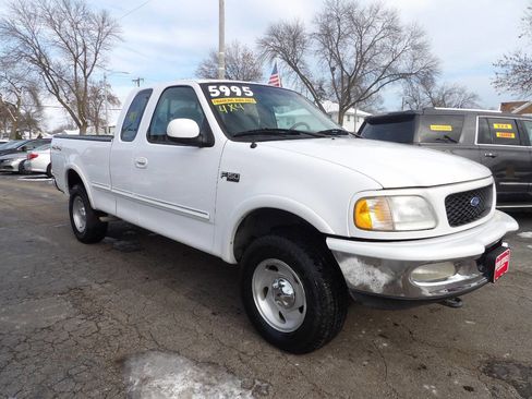 Used 1997 Ford F150 XLT image 3
