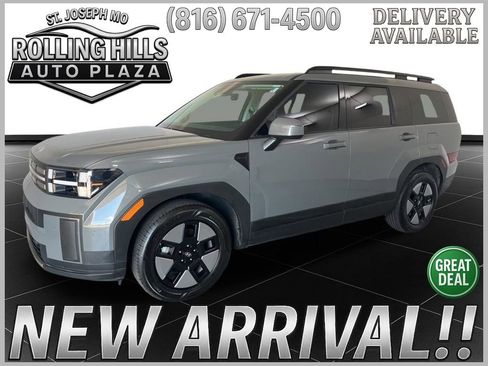 Used 2026 Hyundai Santa Fe SEL image 1