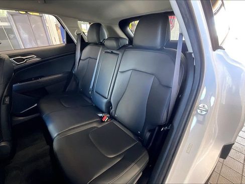 Used 2023 Kia Sportage EX FWD image 14