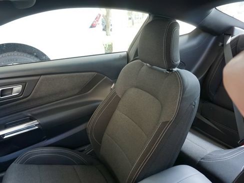 Used 2024 Ford Mustang Coupe RWD image 28