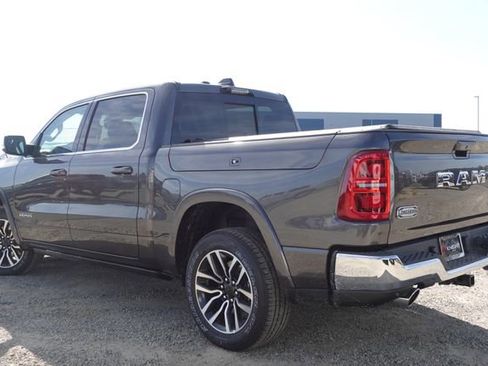 New 2025 RAM 1500 Limited image 12