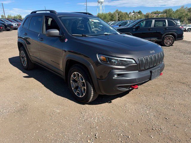 Used 2020 Jeep Cherokee Trailhawk w/ Cold Weather Group AWD/4WD image 8