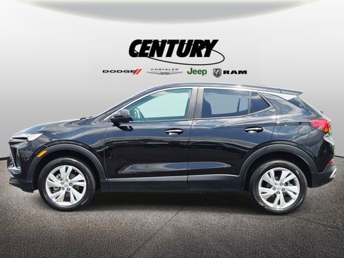 Used 2025 Buick Encore GX Preferred w/ Comfort Package AWD/4WD image 7