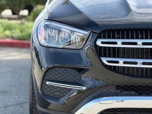Used 2025 Mercedes-Benz GLE 450e 4MATIC image 6
