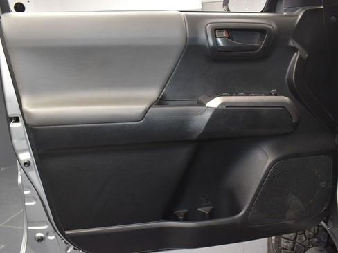 Used 2022 Toyota Tacoma SR5 w/ Technology Package image 16