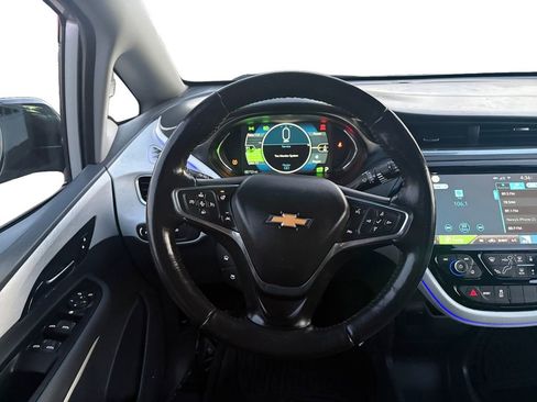Used 2019 Chevrolet Bolt Premier w/ Infotainment Package image 13