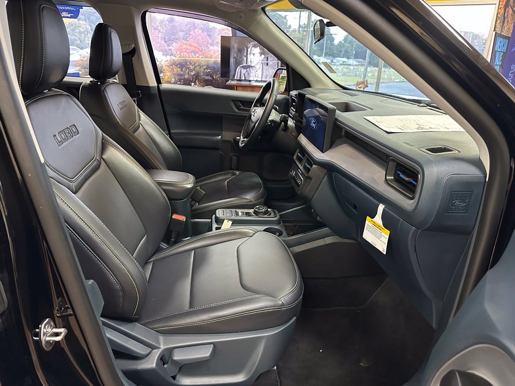 Used 2025 Ford Maverick Lobo AWD/4WD image 17