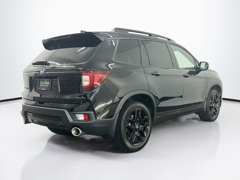 Used 2025 Honda Passport Black Edition image 9
