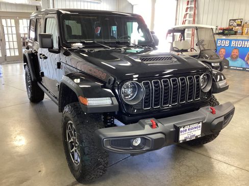 New 2026 Jeep Wrangler Unlimited Rubicon AWD/4WD image 8