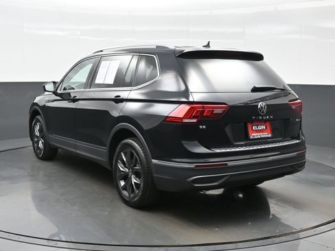 Used 2022 Volkswagen Tiguan SE AWD/4WD image 4