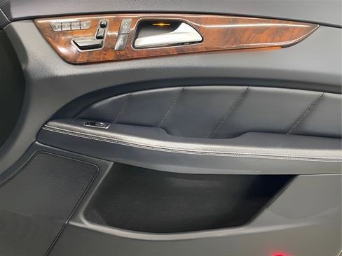 Used 2014 Mercedes-Benz CLS 550 4MATIC image 15