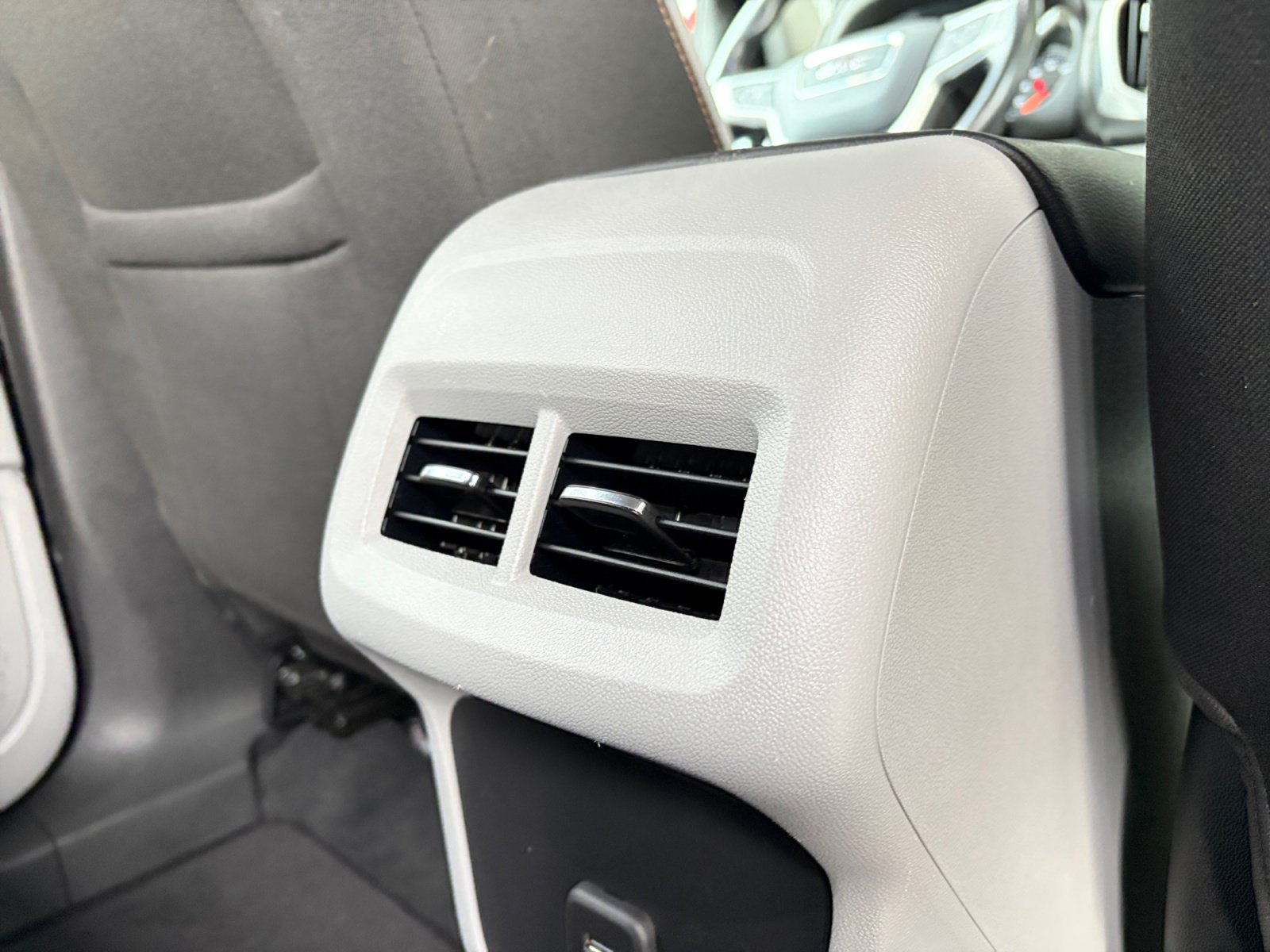 Used 2020 GMC Terrain SLE w/ Driver Convenience Package AWD/4WD image 31