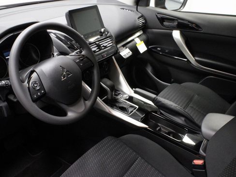 New 2026 Mitsubishi Eclipse Cross LE image 17