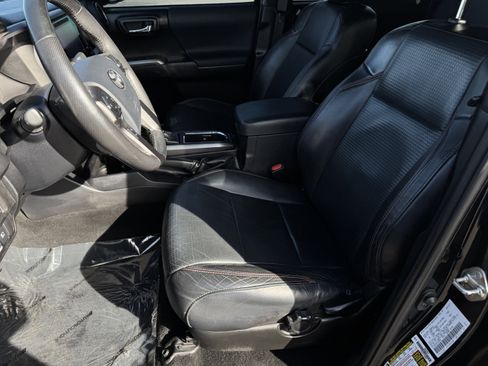 Used 2019 Toyota Tacoma TRD Pro image 11