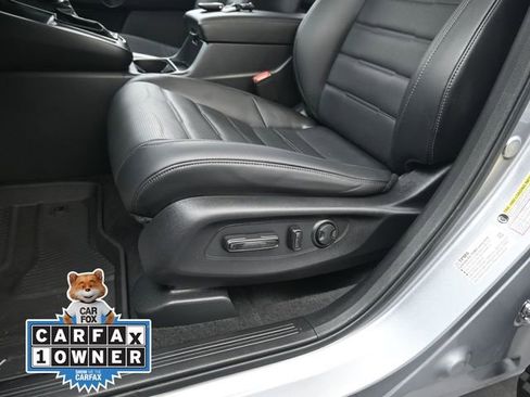 Used 2023 Honda CR-V EX-L image 17