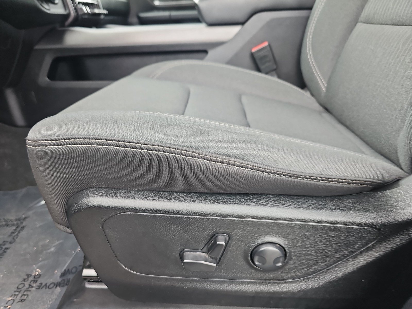 Used 2023 RAM 1500 Big Horn AWD/4WD image 25