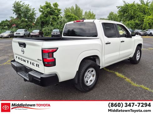 Used 2022 Nissan Frontier S w/ Technology Package AWD/4WD image 3