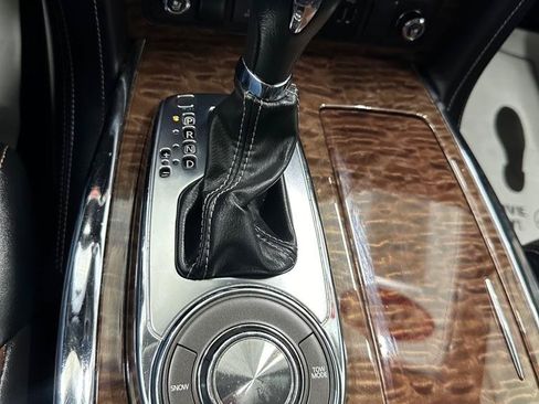Used 2018 Nissan Armada Platinum w/ Captain Seat Package RWD image 19