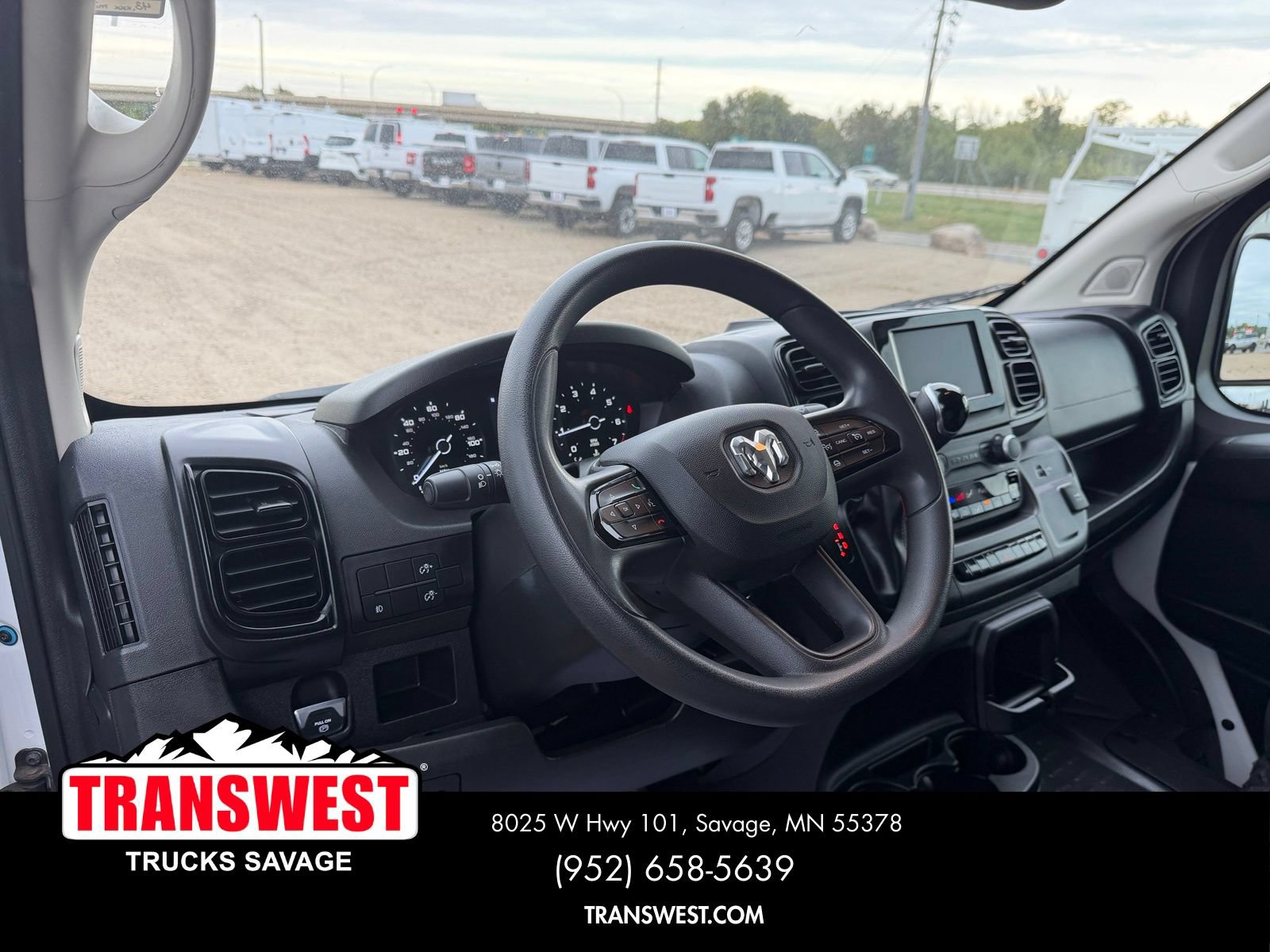 Used 2025 RAM ProMaster 3500 w/ Convenience Group FWD image 11