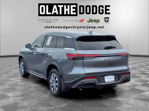 Used 2025 INFINITI QX60 Pure FWD image 3