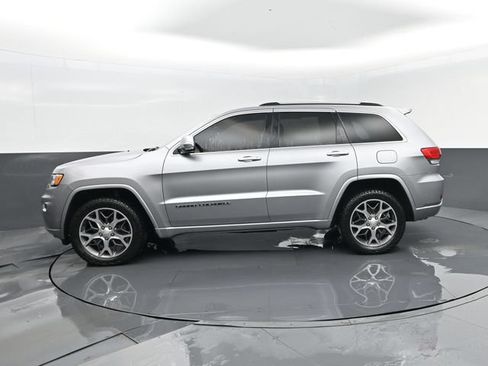 Used 2020 Jeep Grand Cherokee Overland AWD/4WD image 5