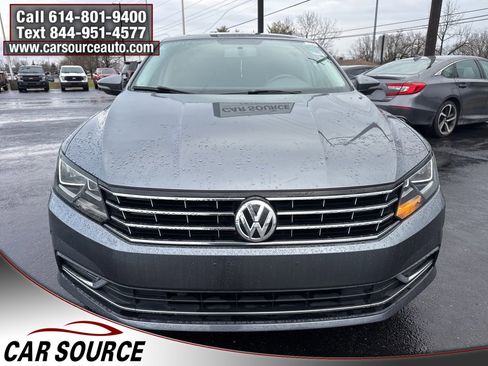 Used 2017 Volkswagen Passat 1.8T S image 9