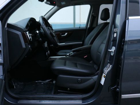 Used 2015 Mercedes-Benz GLK 350 GLK 350 4MATIC AWD 4dr SUV image 32