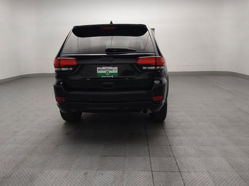 Used 2021 Jeep Grand Cherokee Laredo X RWD image 7