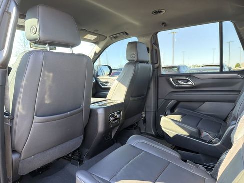 Used 2024 Chevrolet Tahoe Z71 w/ Luxury Package image 14