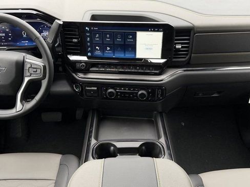 New 2026 Chevrolet Silverado 2500 ZR2 AWD/4WD image 14