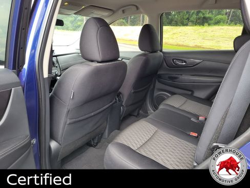 Used 2018 Nissan Rogue SV AWD/4WD image 15