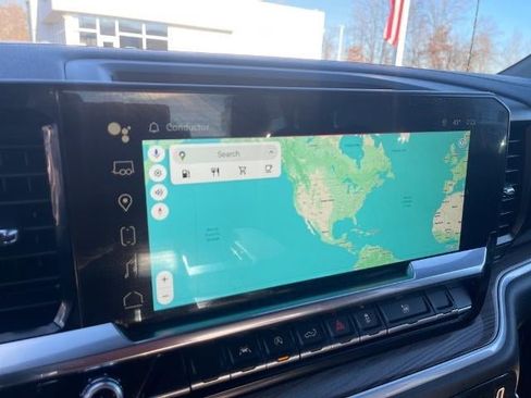 Used 2022 GMC Sierra 1500 Elevation image 12