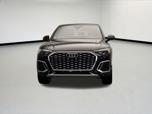 Certified 2025 Audi Q5 2.0T Premium image 8