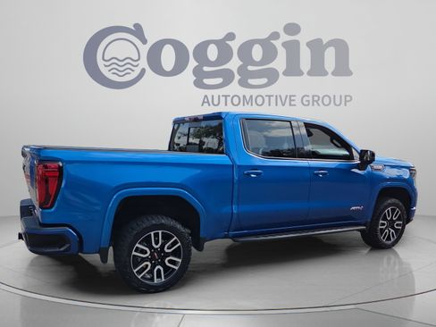 Certified 2024 GMC Sierra 1500 AT4 w/ Technology Package AWD/4WD image 5