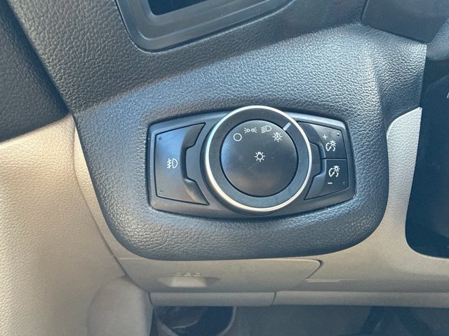 Used 2015 Ford C-MAX SEL w/ Equipment Group 302A FWD image 12