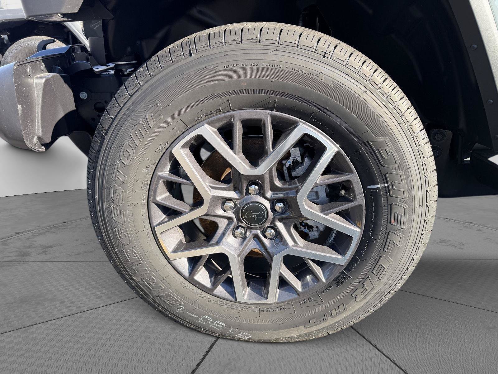 New 2026 Jeep Wrangler Unlimited Sahara AWD/4WD image 3