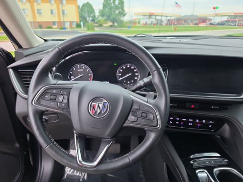 Used 2023 Buick Envision Essence FWD image 9