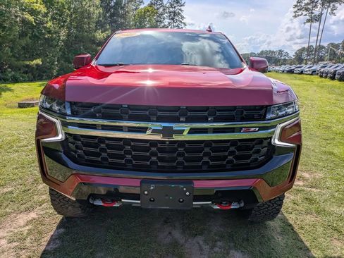 Used 2022 Chevrolet Tahoe Z71 w/ Luxury Package AWD/4WD image 10