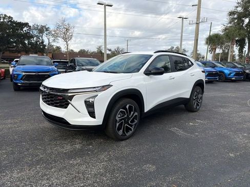 New 2026 Chevrolet Trax RS w/ Driver Confidence Package image 2