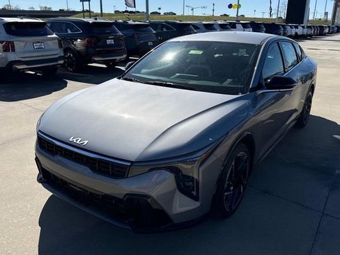 New 2026 Kia K4 GT-Line image 3