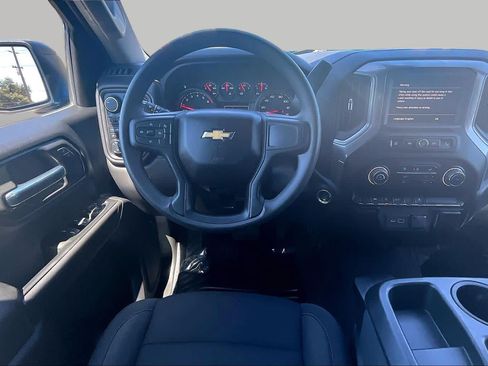 Used 2023 Chevrolet Silverado 1500 Custom AWD/4WD image 5