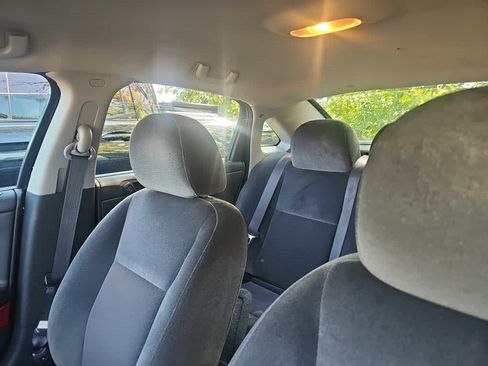 Used 2011 Chevrolet Impala LS FWD image 8