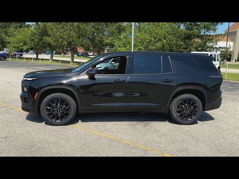 Certified 2024 Chevrolet Traverse LS w/ Midnight/Sport Edition FWD image 37