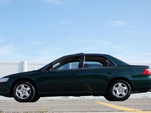 Used 1998 Honda Accord EX image 18
