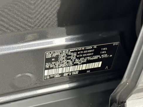 Used 2023 Toyota RAV4 LE AWD/4WD image 27