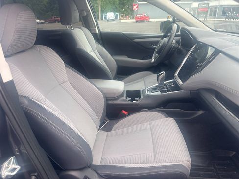 Used 2023 Subaru Outback Premium AWD/4WD image 30