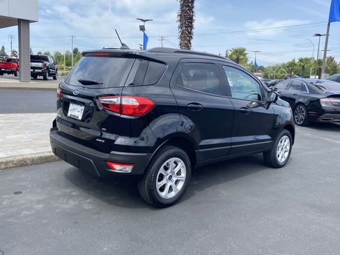 Used 2022 Ford EcoSport SE w/ SE Convenience Package image 3