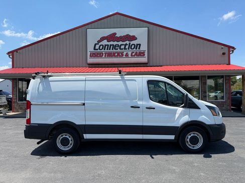 Used 2020 Ford Transit 150 Low Roof RWD image 3